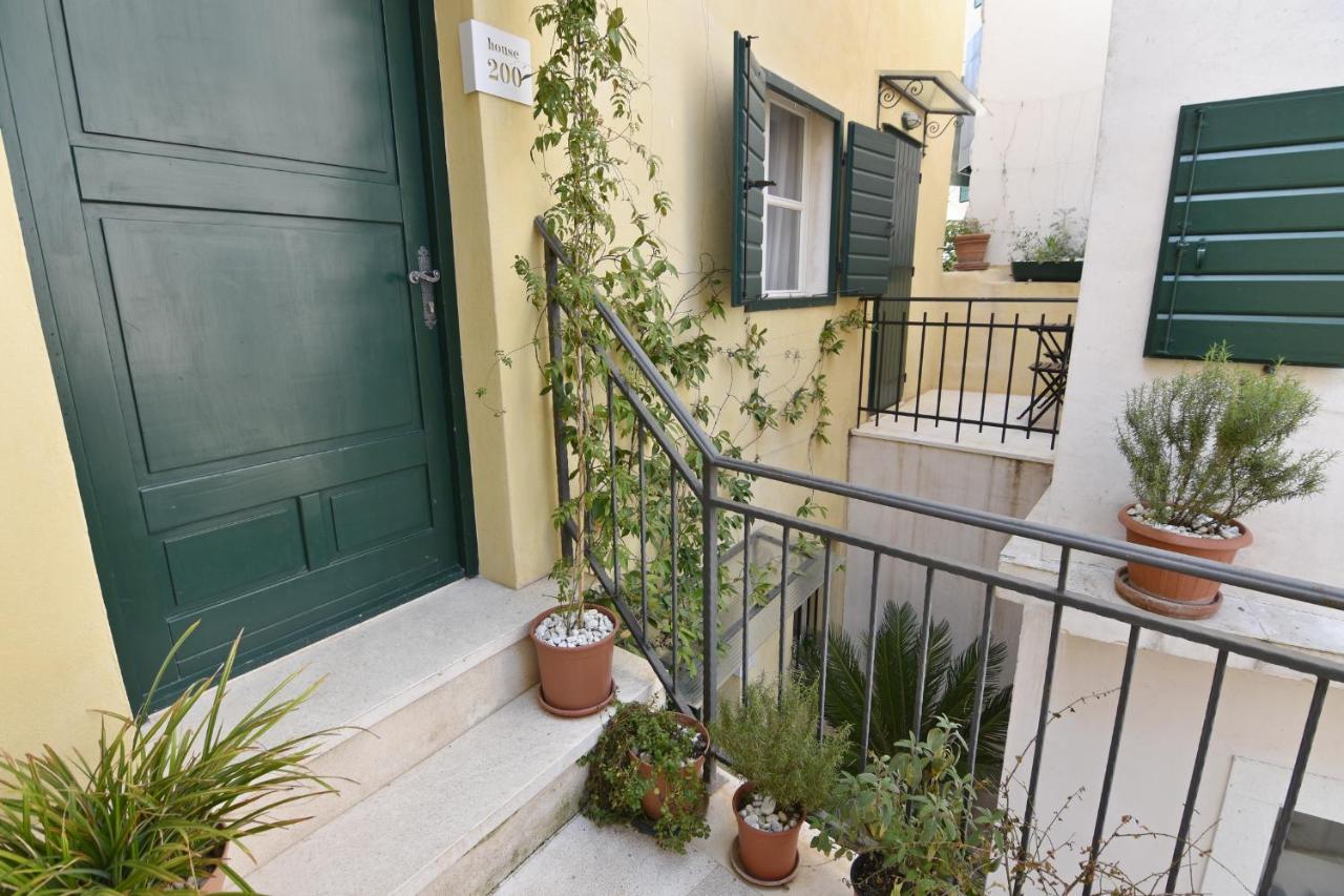 Divota Apartment Hotel Split Dış mekan fotoğraf