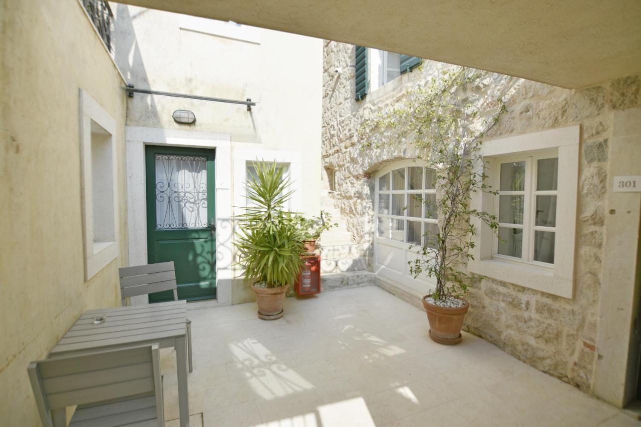 Divota Apartment Hotel Split Dış mekan fotoğraf